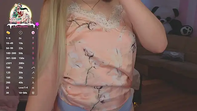 CyrilaPuff online show from 12-24-24, 05:27