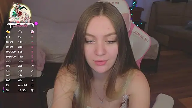 CyrilaPuff online show from 12-24-24, 09:17