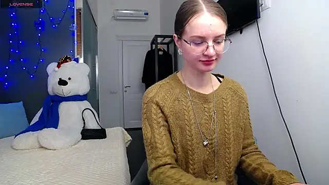 KateJonson online show from 01-22-25, 07:46