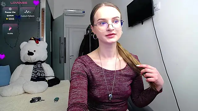 KateJonson online show from 01-27-25, 02:13