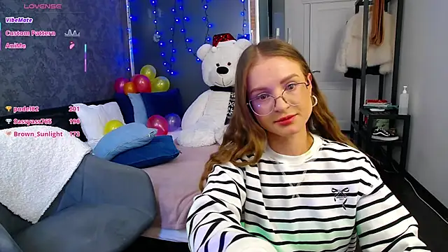 KateJonson online show from 02-26-25, 08:04