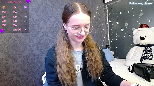 Snapshot of KateJonson chatting on 01-19-26, 07:45 KateJonson online show from 01-19-26, 07:45