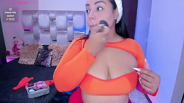 MelanyShayk online show from 10-16-25, 08:21