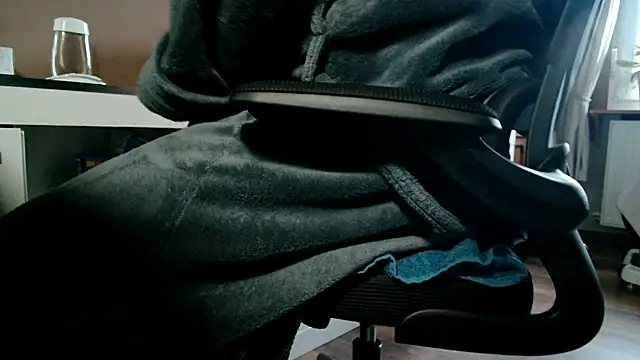 suedel65 online show from 09-24-25, 03:26