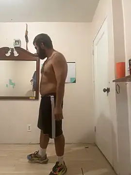 Snapshot of imyogi23 chatting on 12-19-24, 04:02 imyogi23 online show from 12-19-24, 04:02