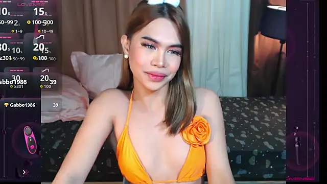 Snapshot of Mathildajam chatting on 10-30-25, 11:27 Mathildajam online show from 10-30-25, 11:27