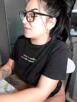 hot-babygirl online show from 02-05-25, 01:04