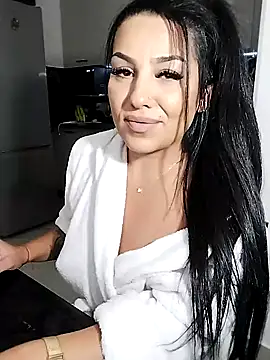 hot-babygirl online show from 10-06-25, 06:38