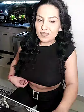 hot-babygirl online show from 03-01-26, 06:43