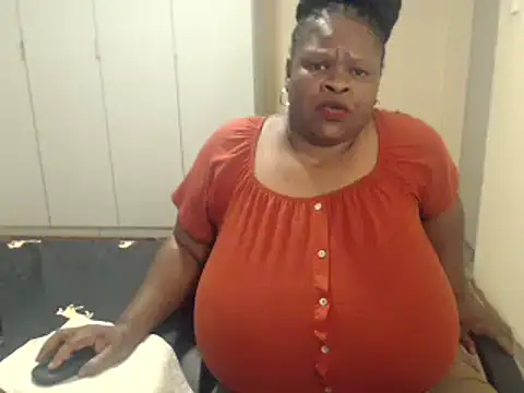 sweetnoziexx online show from 02-17-25, 03:31