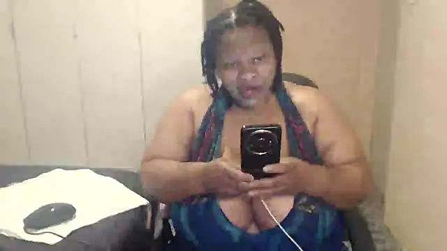 sweetnoziexx online show from 10-20-25, 06:36