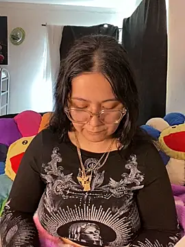 Snapshot of MsConejitaa chatting on 01-27-25, 05:37 MsConejitaa online show from 01-27-25, 05:37