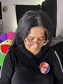 Snapshot of MsConejitaa chatting on 02-25-25, 05:25 MsConejitaa online show from 02-25-25, 05:25