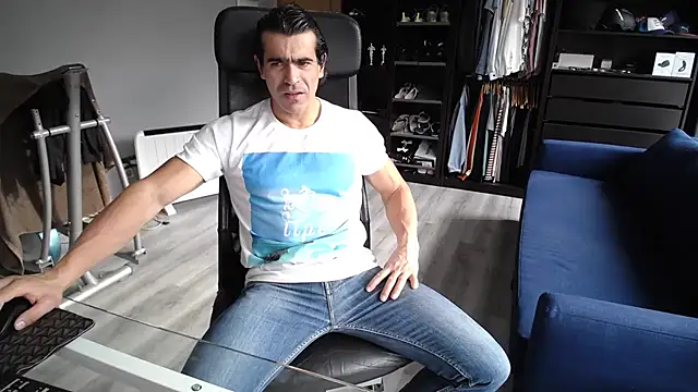 samricci21 online show from 11-11-25, 03:12