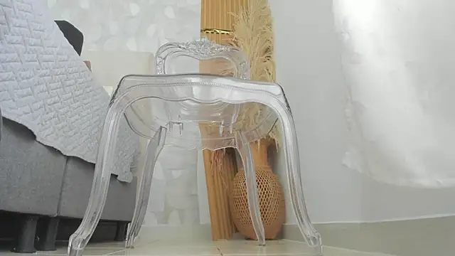 Azahara Amin  online show from 04-17-26, 03:04