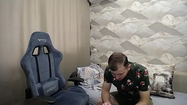 SerzhKorol1 online show from 10-22-25, 06:46