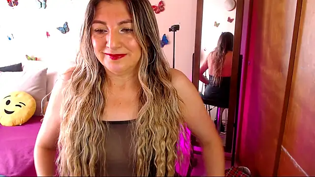 Jolie-Mature online show from 03-15-26, 05:41