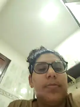 DanielleEvans  online show from 03-02-25, 03:27