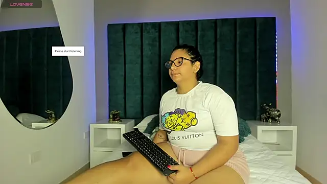 DanielleEvans  online show from 01-16-26, 11:25