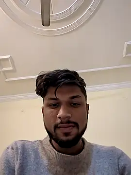 Snapshot of _IRRESISTIBLE_ chatting on 12-20-24, 09:00  IRRESISTIBLE  online show from 12-20-24, 09:00