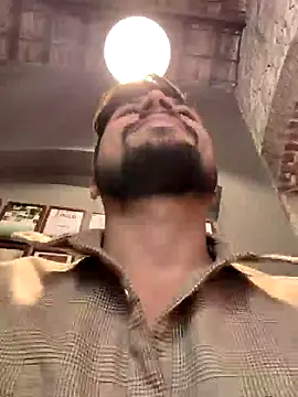 Snapshot of _IRRESISTIBLE_ chatting on 02-16-25, 09:04  IRRESISTIBLE  online show from 02-16-25, 09:04