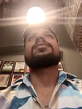 Snapshot of _IRRESISTIBLE_ chatting on 02-18-25, 08:16  IRRESISTIBLE  online show from 02-18-25, 08:16