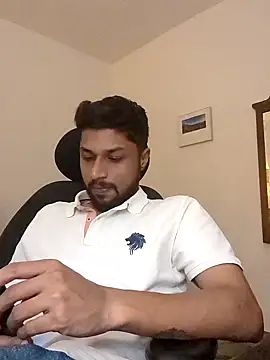 Snapshot of _IRRESISTIBLE_ chatting on 02-21-25, 04:05  IRRESISTIBLE  online show from 02-21-25, 04:05