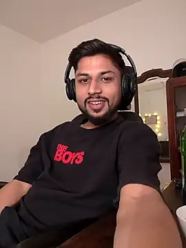 Snapshot of _IRRESISTIBLE_ chatting on 02-28-25, 04:31  IRRESISTIBLE  online show from 02-28-25, 04:31