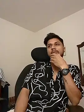 Snapshot of _IRRESISTIBLE_ chatting on 03-21-25, 12:06  IRRESISTIBLE  online show from 03-21-25, 12:06