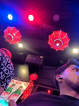 Snapshot of _IRRESISTIBLE_ chatting on 10-04-25, 05:22  IRRESISTIBLE  online show from 10-04-25, 05:22