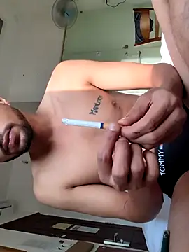 Snapshot of _IRRESISTIBLE_ chatting on 10-05-25, 11:46  IRRESISTIBLE  online show from 10-05-25, 11:46