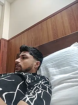 Snapshot of _IRRESISTIBLE_ chatting on 10-06-25, 02:03  IRRESISTIBLE  online show from 10-06-25, 02:03