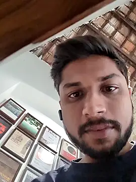 Snapshot of _IRRESISTIBLE_ chatting on 10-29-25, 10:17  IRRESISTIBLE  online show from 10-29-25, 10:17