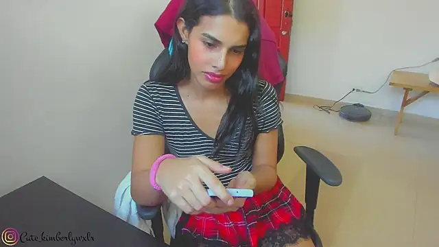 Kim Wexler online show from 02-06-25, 09:06