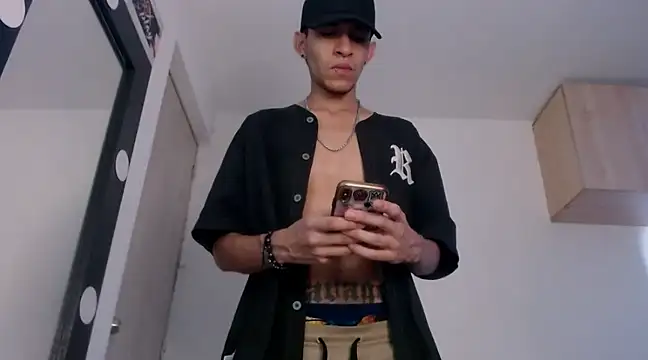 Samuel Suarez online show from 12-05-24, 05:06