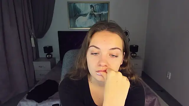 KristinaLoison online show from 12-20-24, 07:17