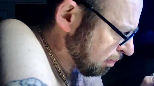 FABIOGLASSES online show from 11-15-25, 01:47