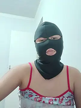 Snapshot of Evellyn_Grey chatting on 10-16-25, 02:23 Evellyn Grey online show from 10-16-25, 02:23