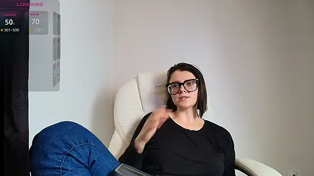 Arya starrk online show from 03-19-25, 04:24