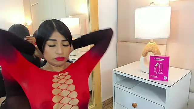 Snapshot of AntoniaRoss_ chatting on 02-06-26, 01:03 AntoniaRoss online show from 02-06-26, 01:03