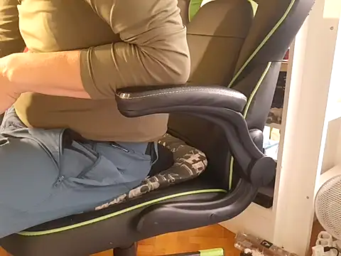 feathersify online show from 09-29-25, 08:30