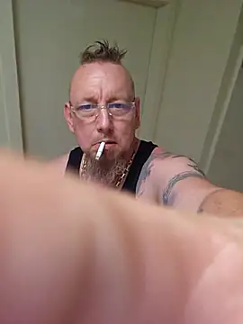 Snapshot of Littledick007007 chatting on 09-24-25, 09:29 Littledick007007 online show from 09-24-25, 09:29