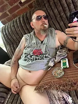 Snapshot of Littledick007007 chatting on 08-05-26, 11:57 Littledick007007 online show from 08-05-26, 11:57