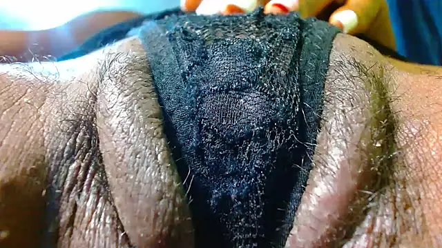 bethanywilson 23 online show from 11-19-25, 11:43