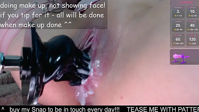 kitty alika online show from 11-10-25, 11:53