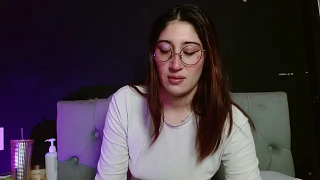 Red-moon1 online show from 07-30-26, 04:55