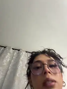Samantha Bernardo online show from 05-30-26, 03:25