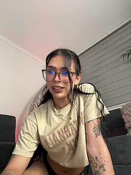 Samantha Bernardo online show from 06-09-26, 05:08