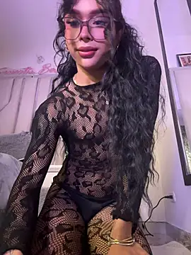 Samantha Bernardo online show from 06-14-26, 05:20