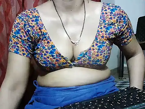 Snapshot of RukminiNew chatting on 05-08-26, 06:46 RukminiNew online show from 05-08-26, 06:46